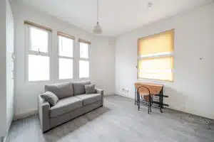 Flat Churchill Road in Greater London