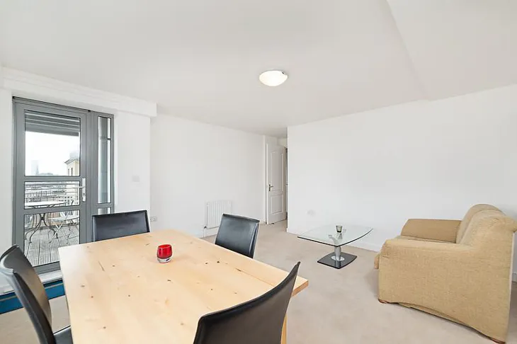 Flat Wilton Road in City of Westminster