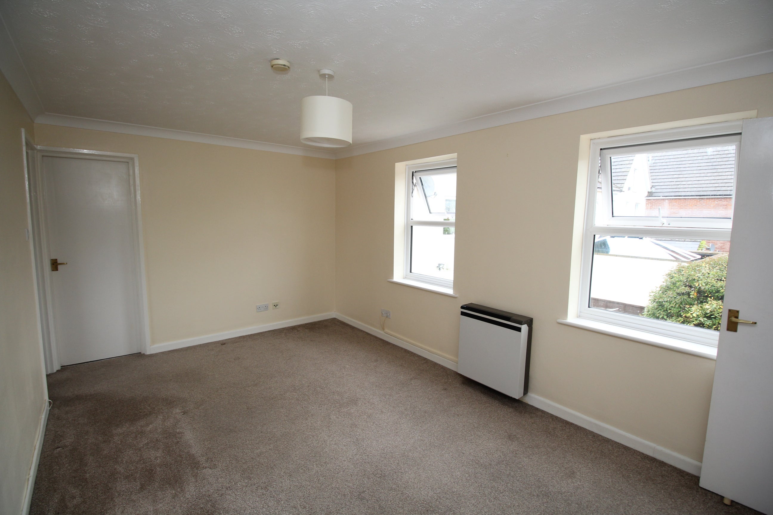 Flat Anstey Road in East Hampshire