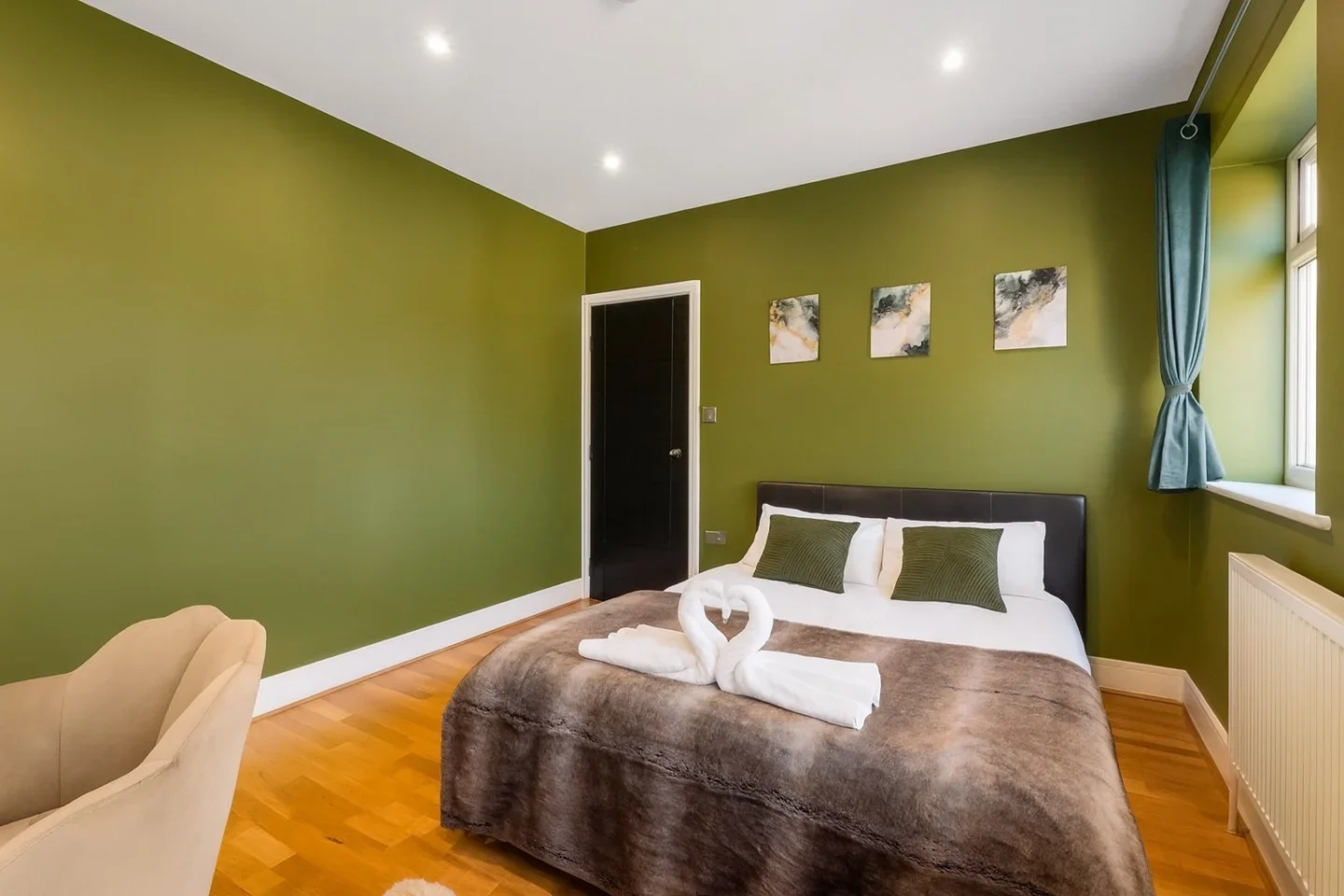 House Wyld Way in Greater London
