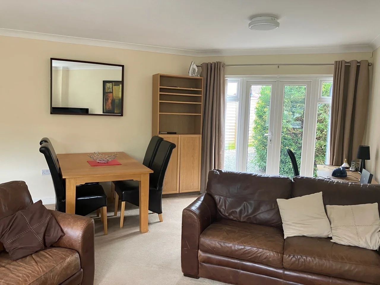 House Parkland Drive in Wychwood Village