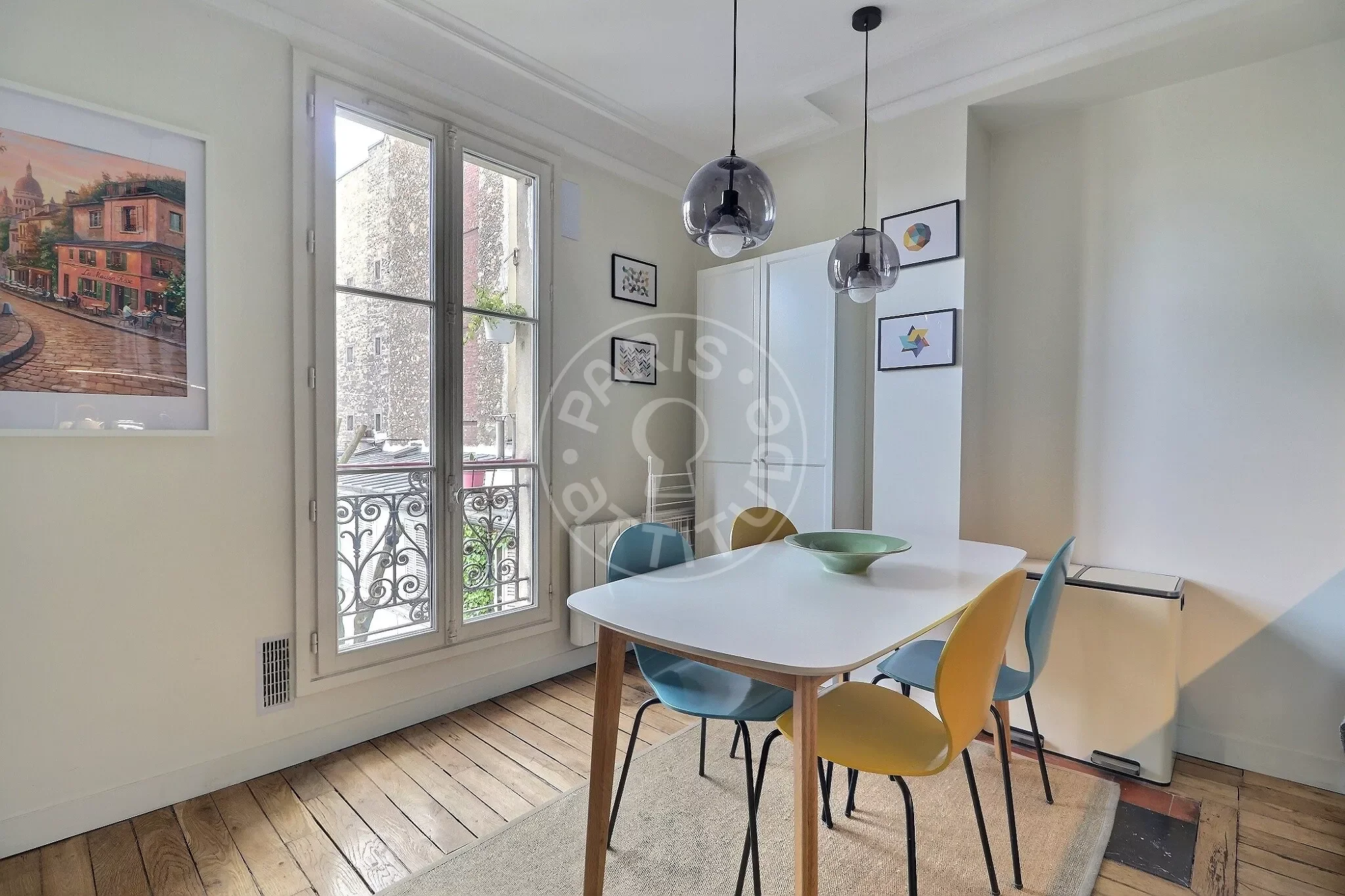 Appartement Place Saint-Pierre à Paris