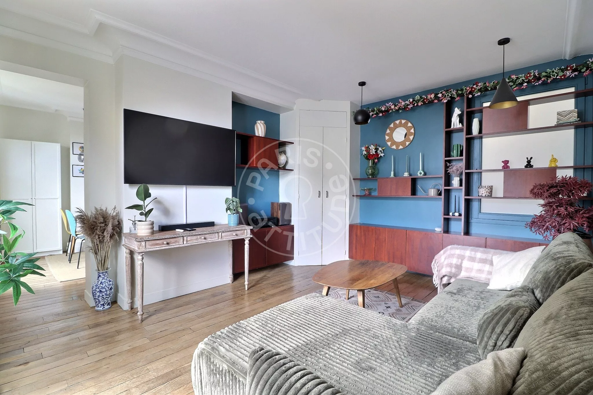 Appartement Place Saint-Pierre à Paris