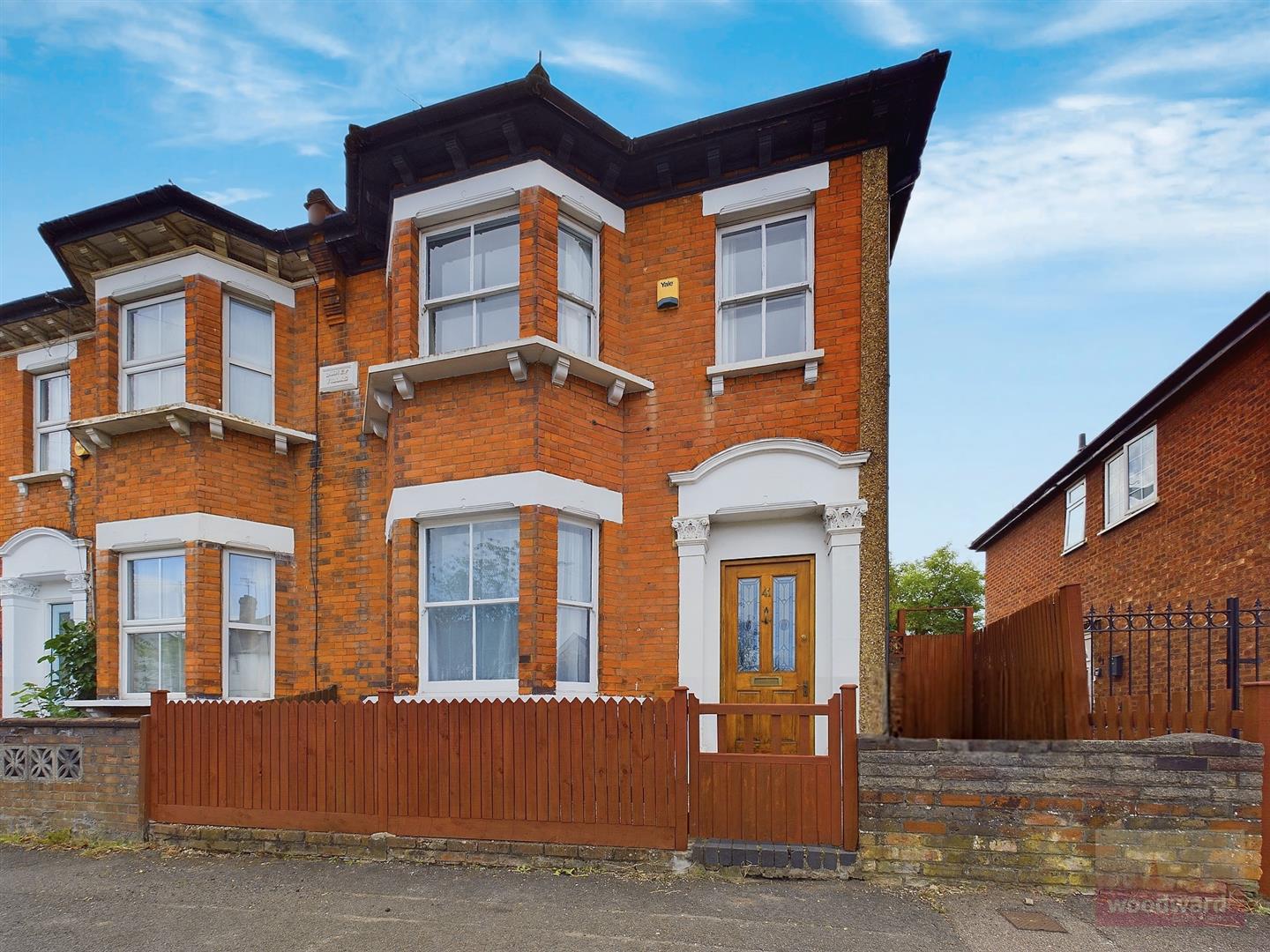 House Lower Road in Greater London