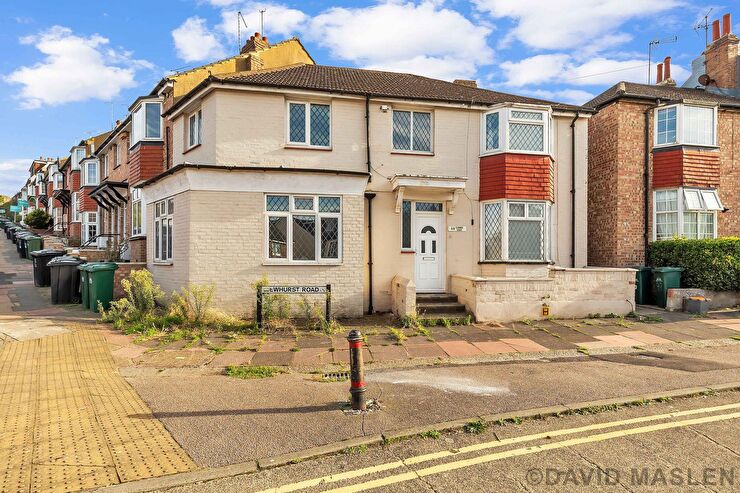 Room Lewes Road in Brighton