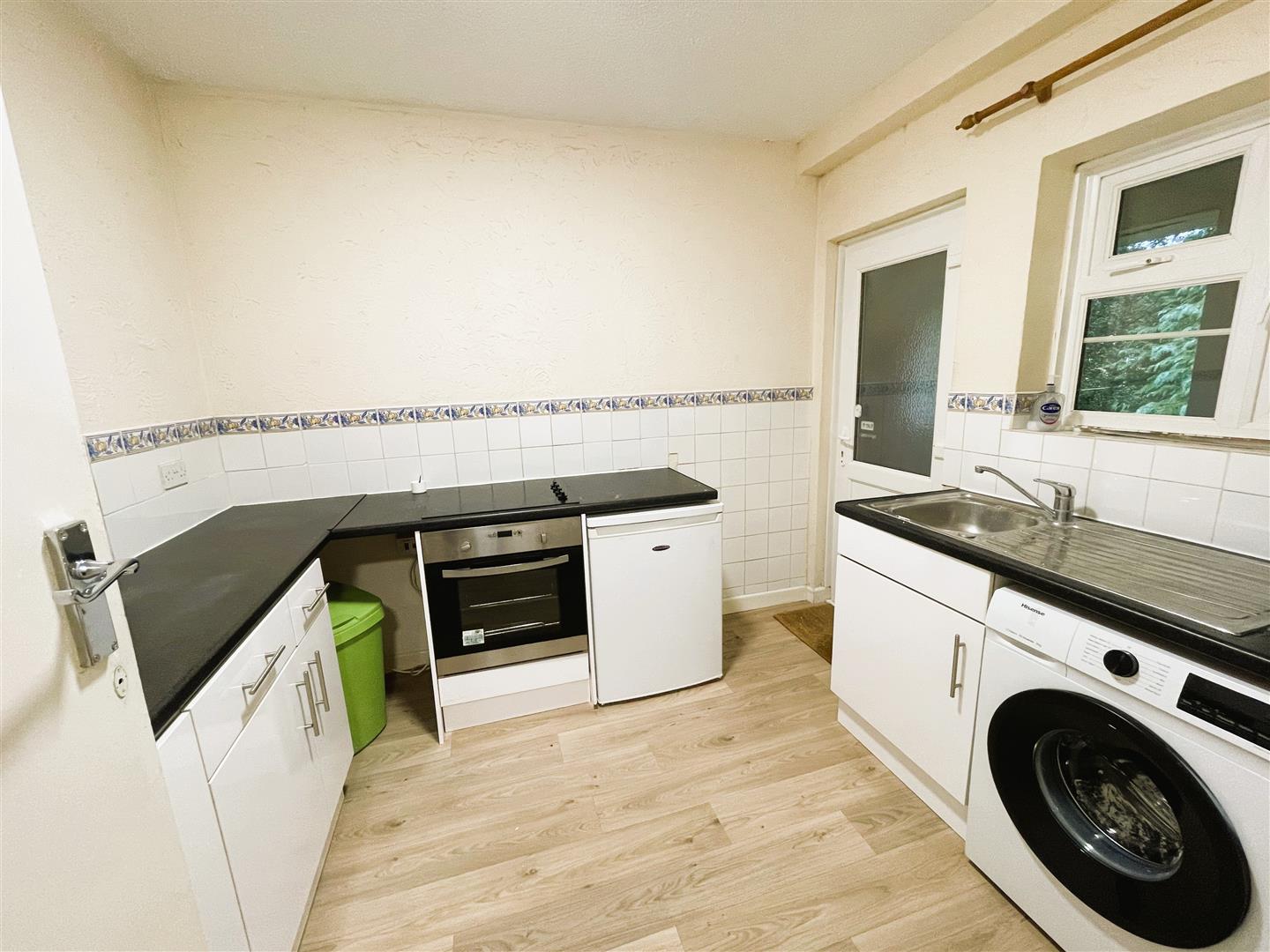 Flat Hulse Road in Southampton