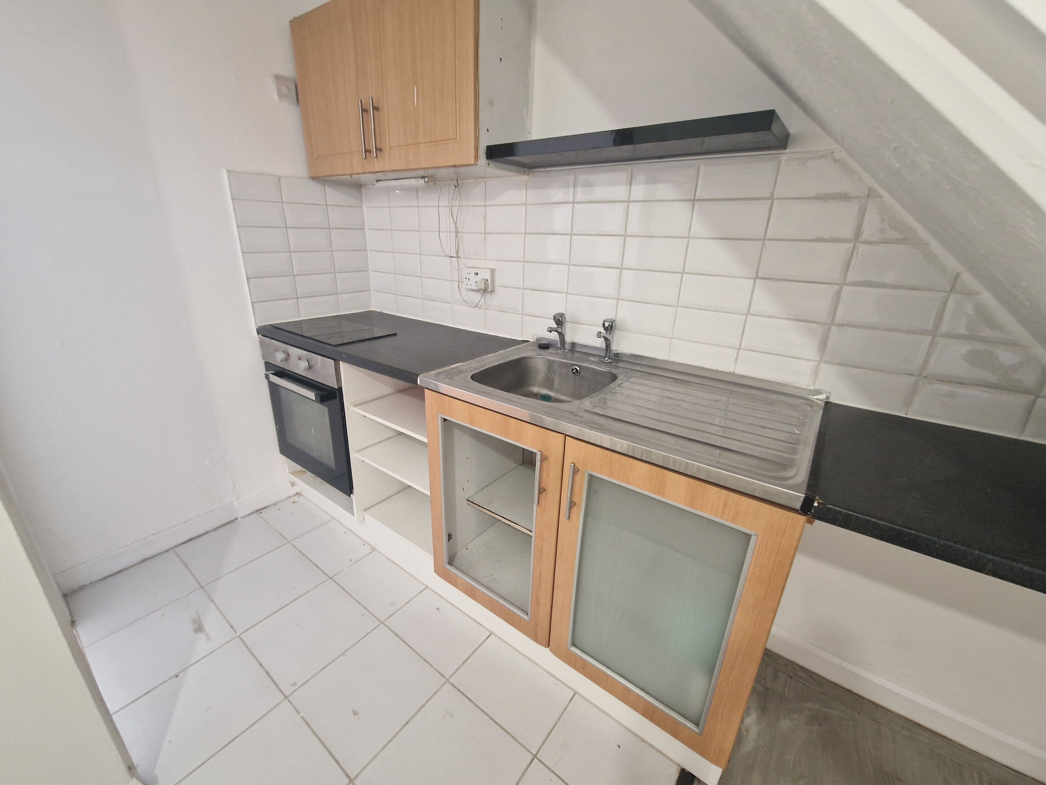 Flat Radlett Road in St Albans