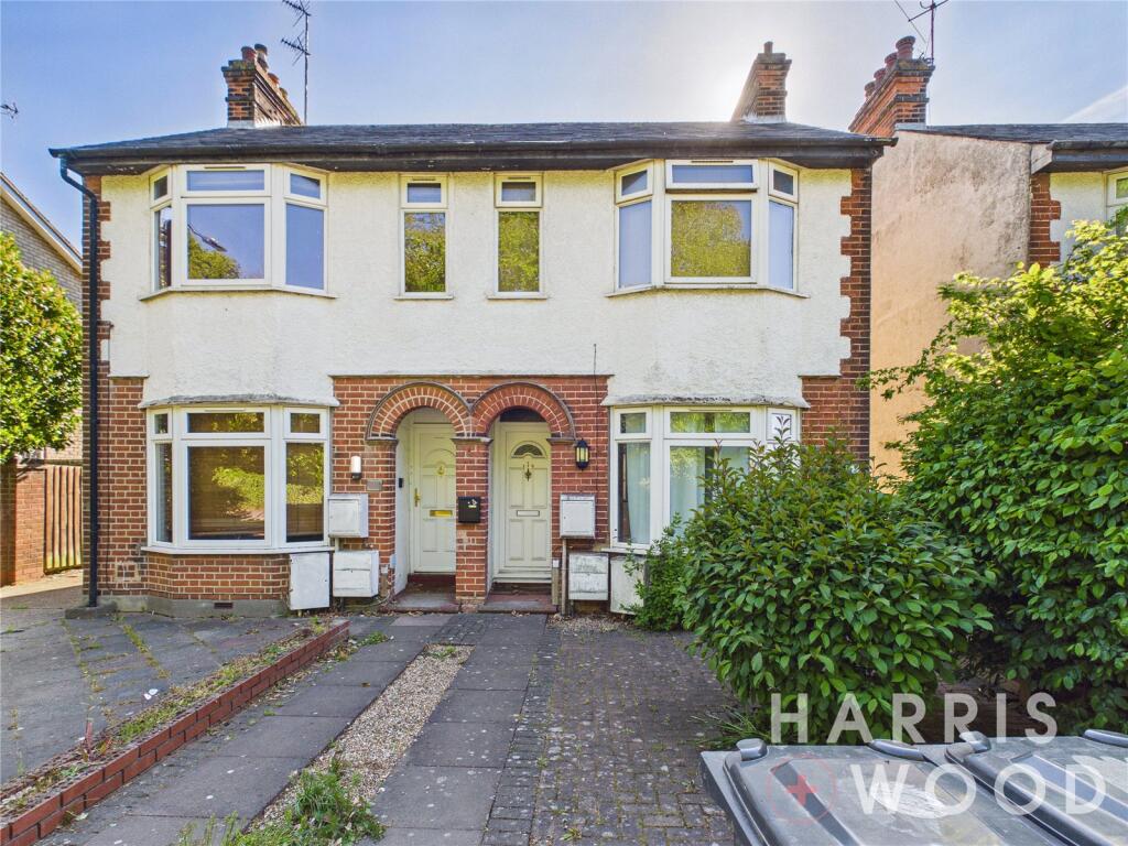 Flat Turner Road in Colchester