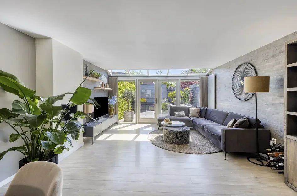 Tussenwoning te koop: Biesbos 22, Honselersdijk