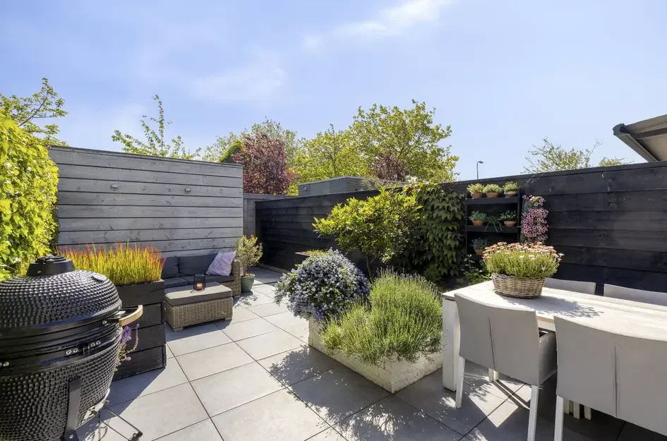 Tussenwoning te koop: Biesbos 22, Honselersdijk