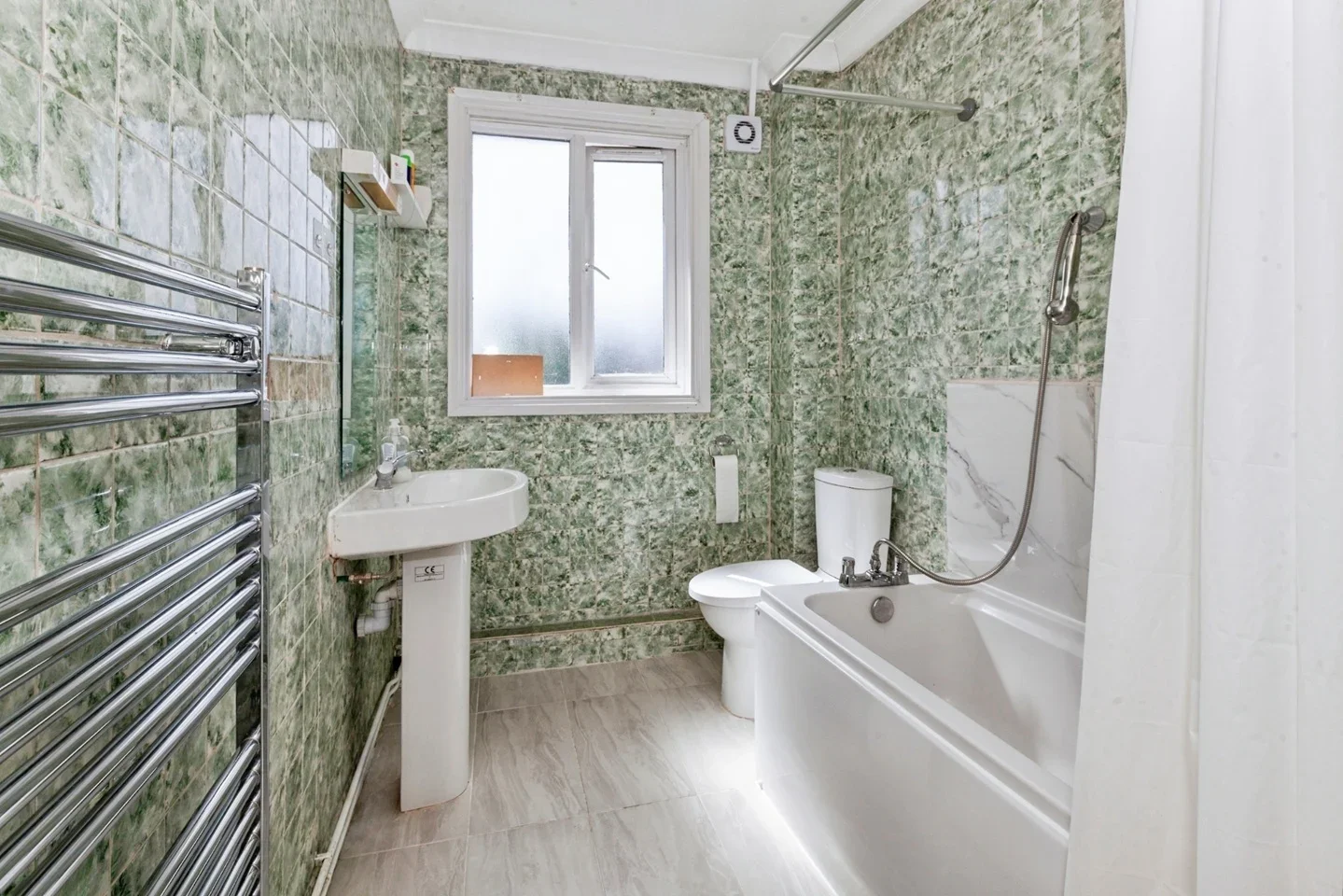 Flat Bath Road in Slough