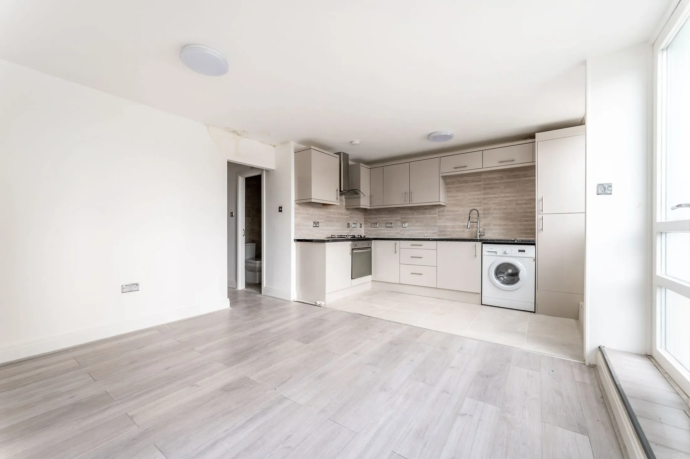 Flat Aytoun Place in Greater London