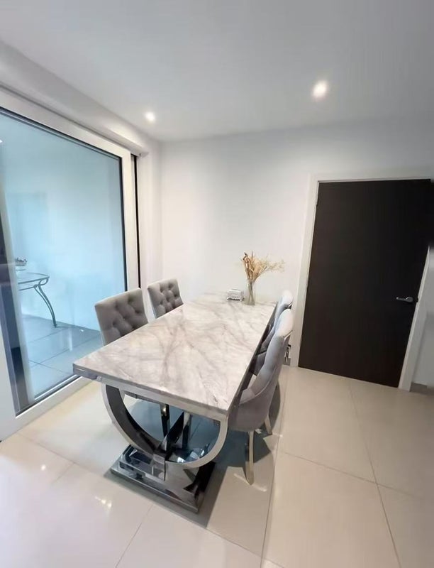 Room Glade Path in Greater London