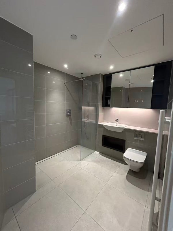 Room Glade Path in Greater London