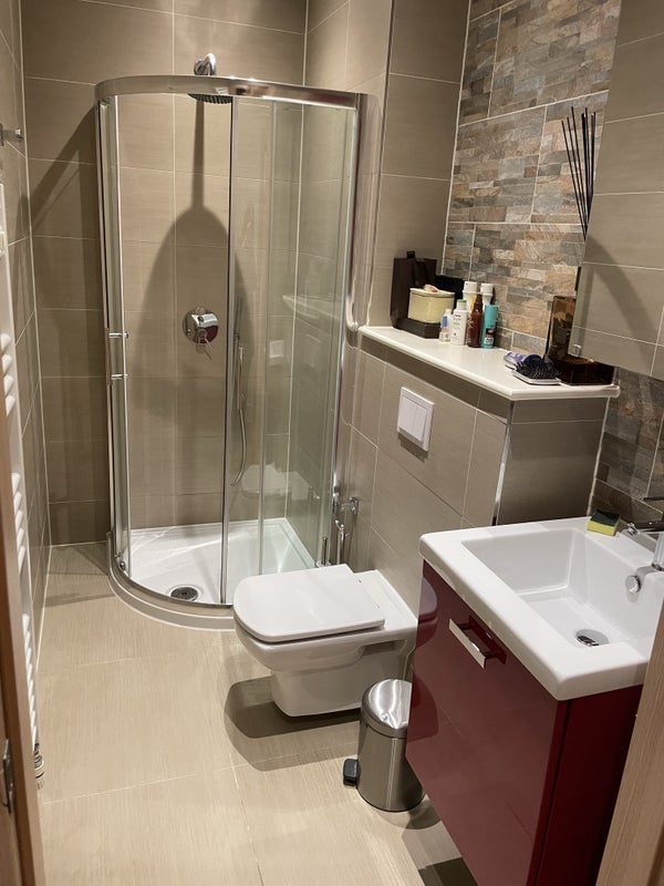 Room Croydon Road in Greater London