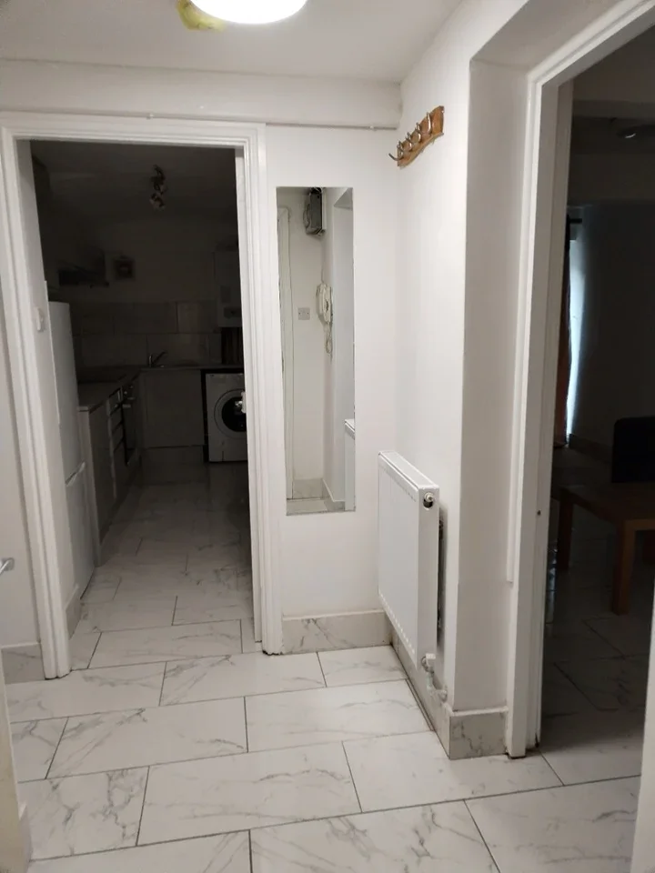 Flat Palatine Road in Manchester
