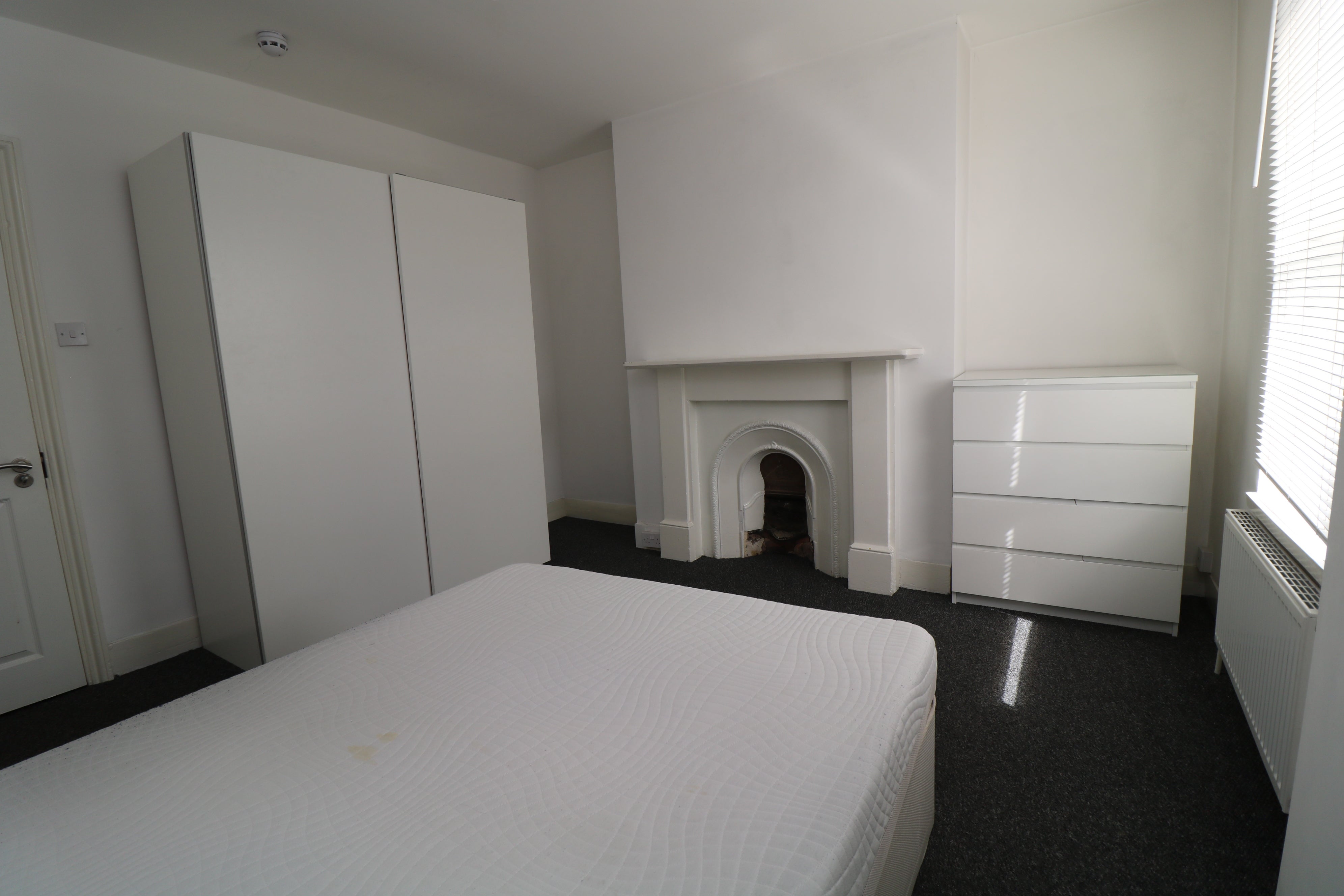 Room Holland Road in Maidstone