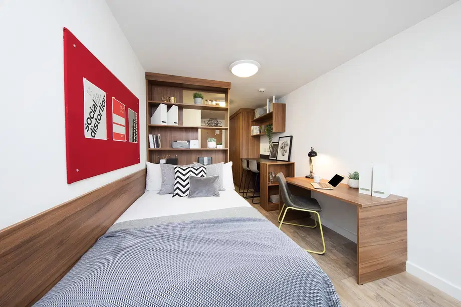 Room Goswell Road in Greater London