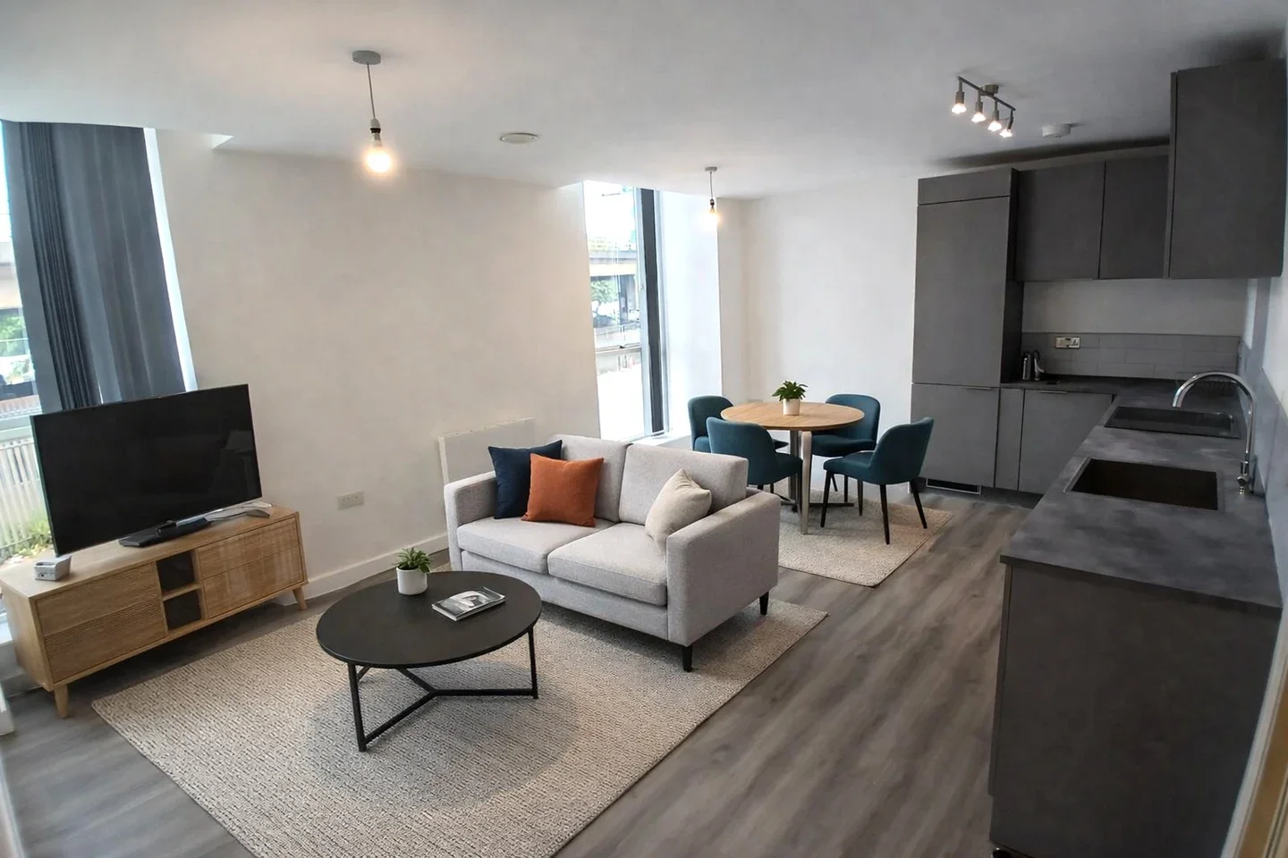 Flat Stapleton Road in Bristol