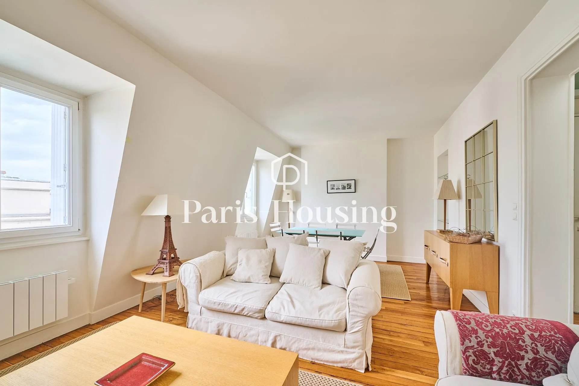 Appartement Rue Gaston de Saint-Paul à Paris