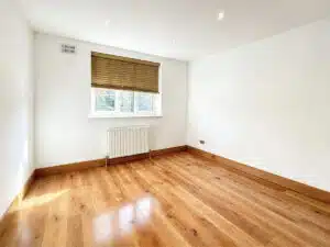 Flat Addiscombe Road in Greater London