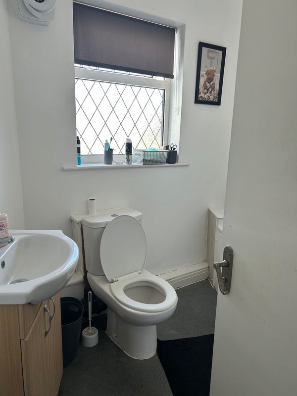 Room Painthorpe Lane in Wakefield
