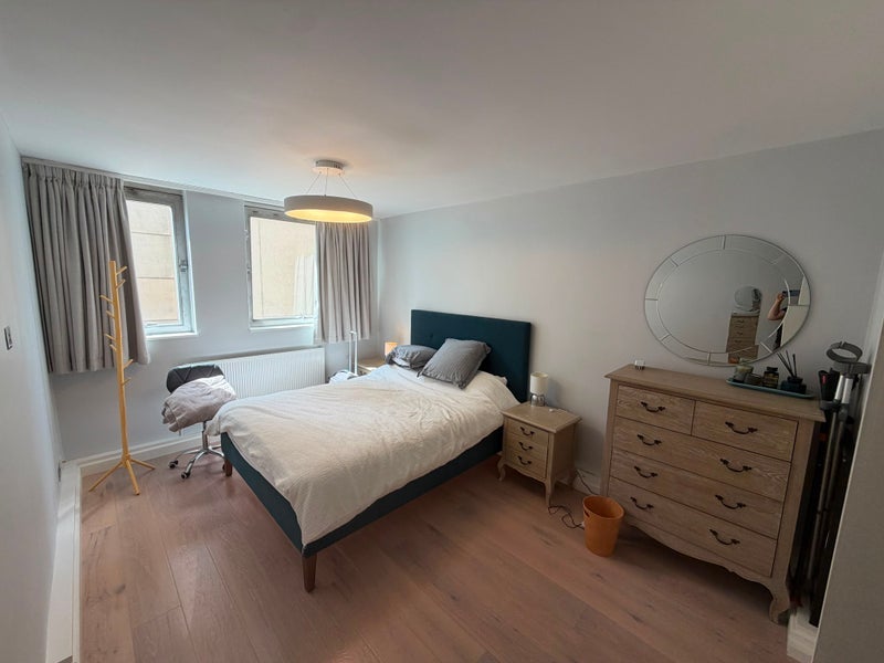 Room Marigold Alley in Greater London