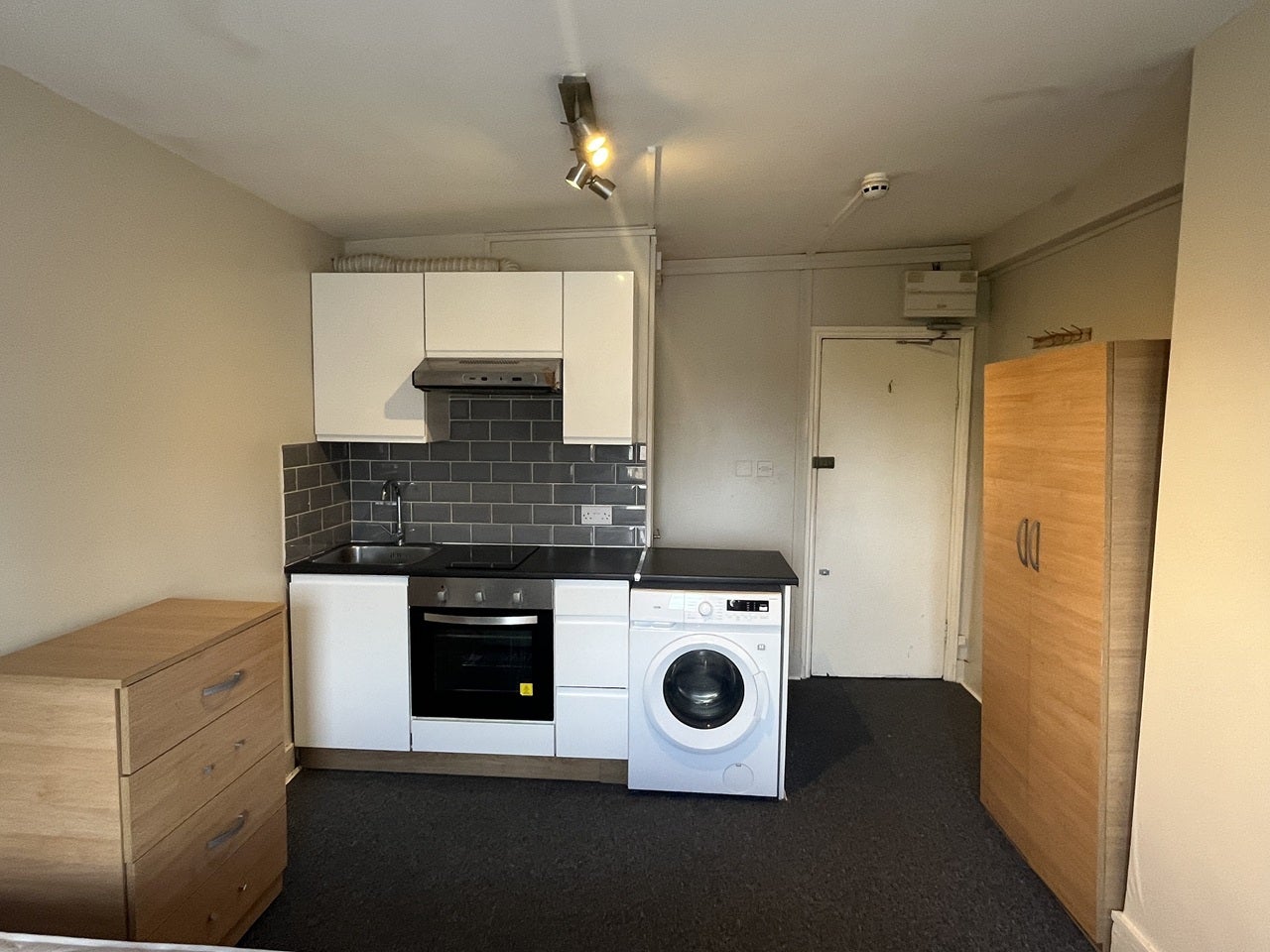 Flat Park Parade in Greater London