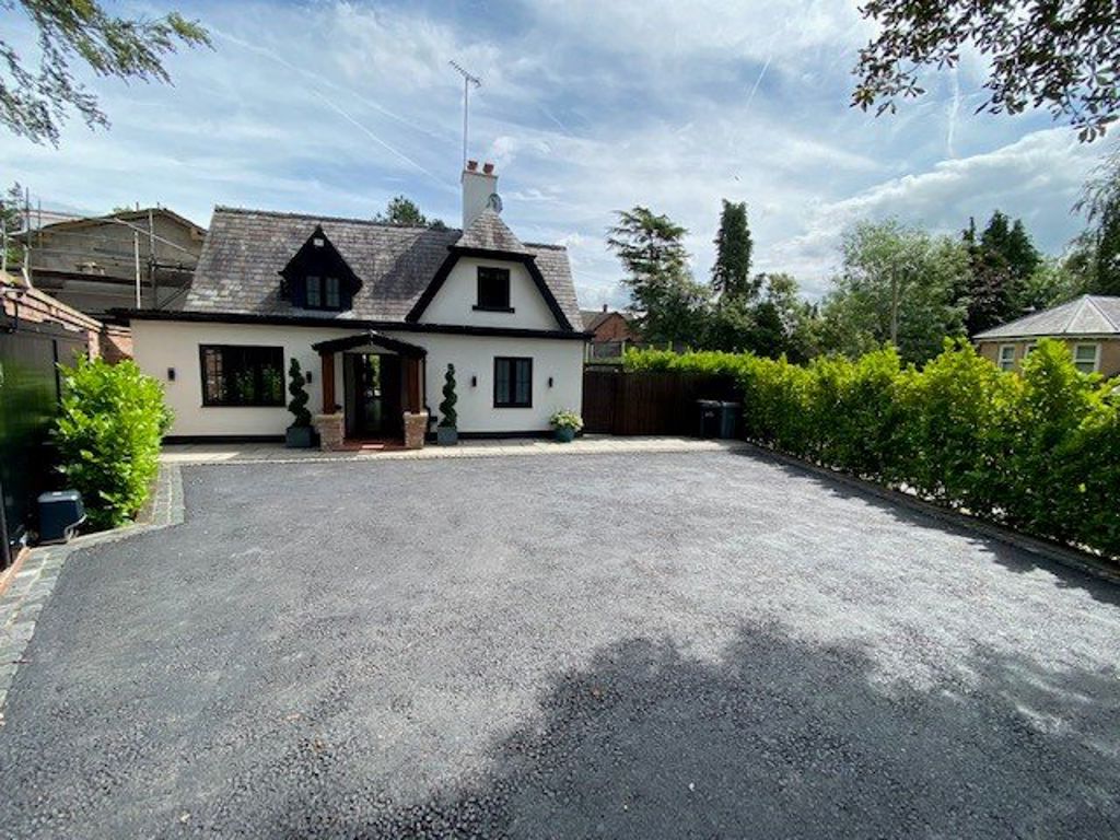 House Skipton Close in Hazel Grove