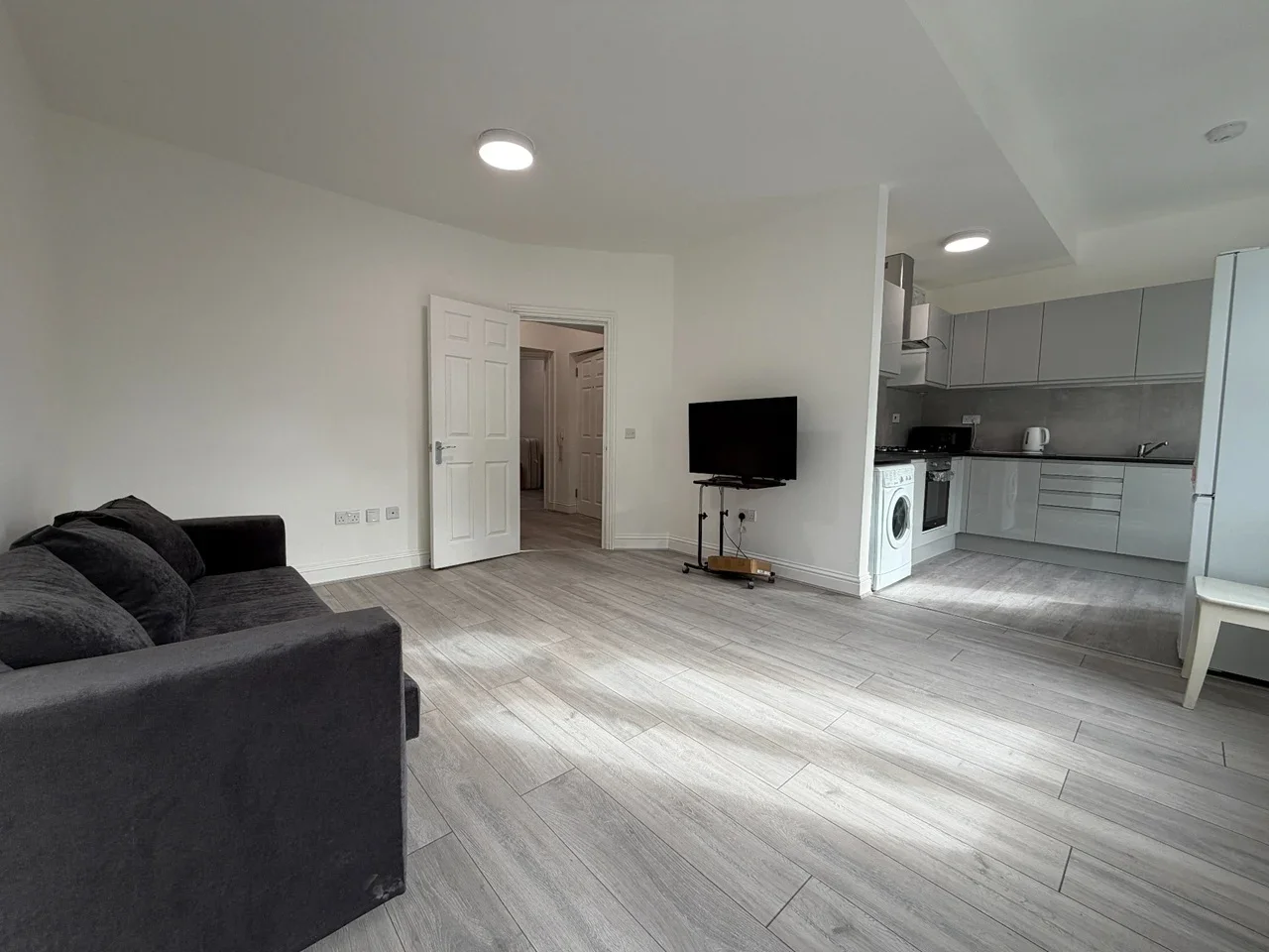 Flat Warners End Road in Dacorum