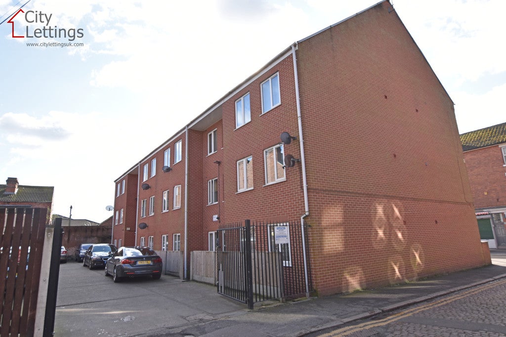 Room Radford Road in Nottingham