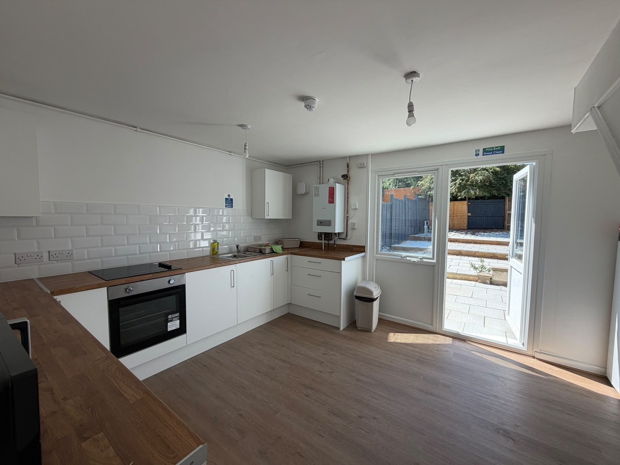 Room Farthing Grove in Milton Keynes