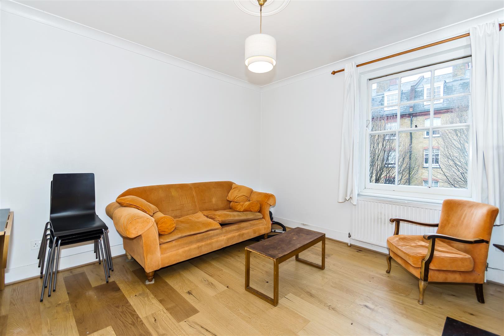Flat Kirkwall Place in Greater London