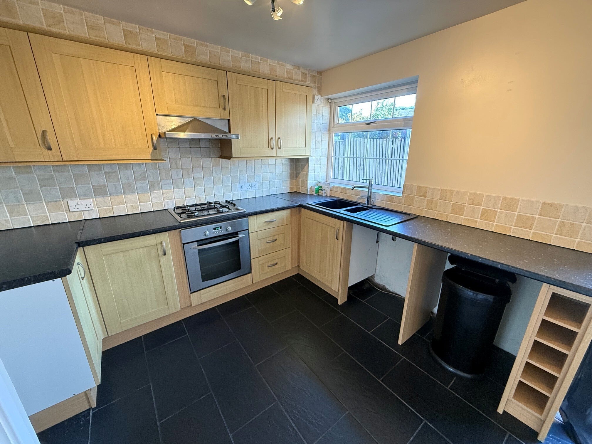House Holkham Close in Gedling