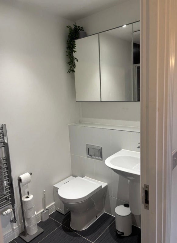Room Woodland Avenue in Ferndown
