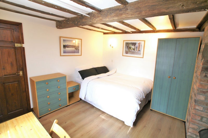 Room Waterloo Road in Telford