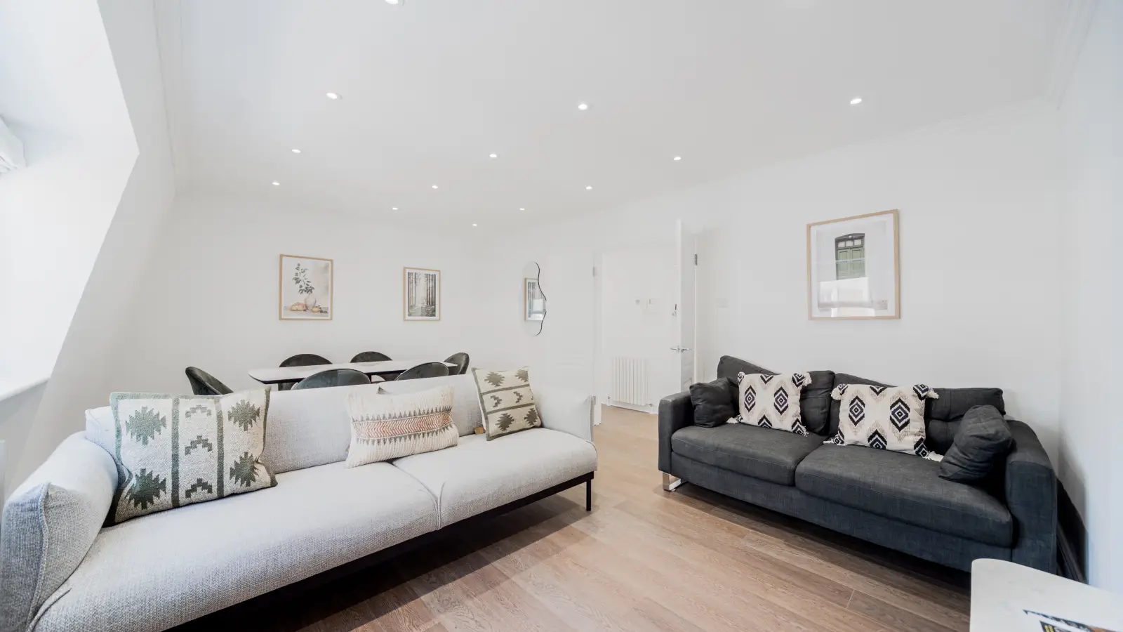 Flat Nevern Road in Greater London