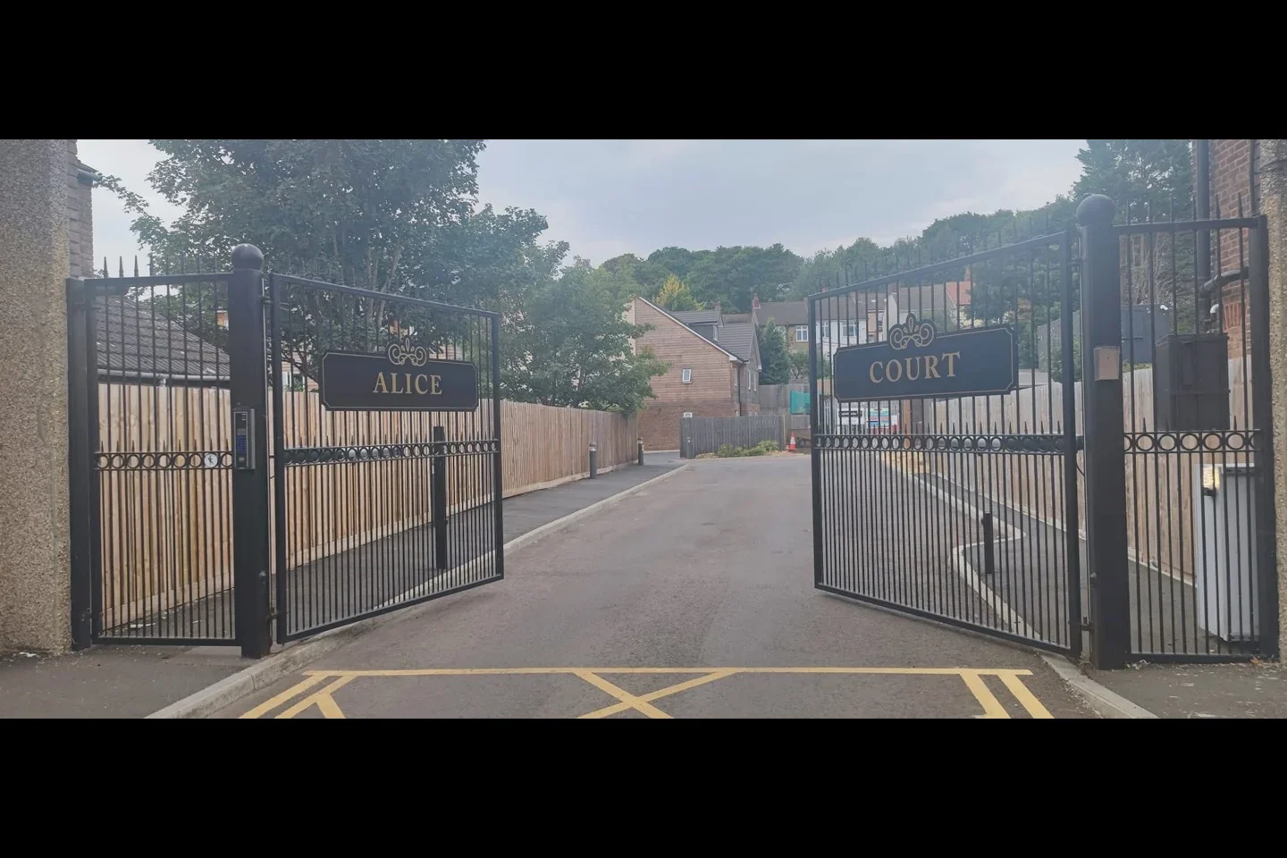 Flat Ridgway Road in Luton