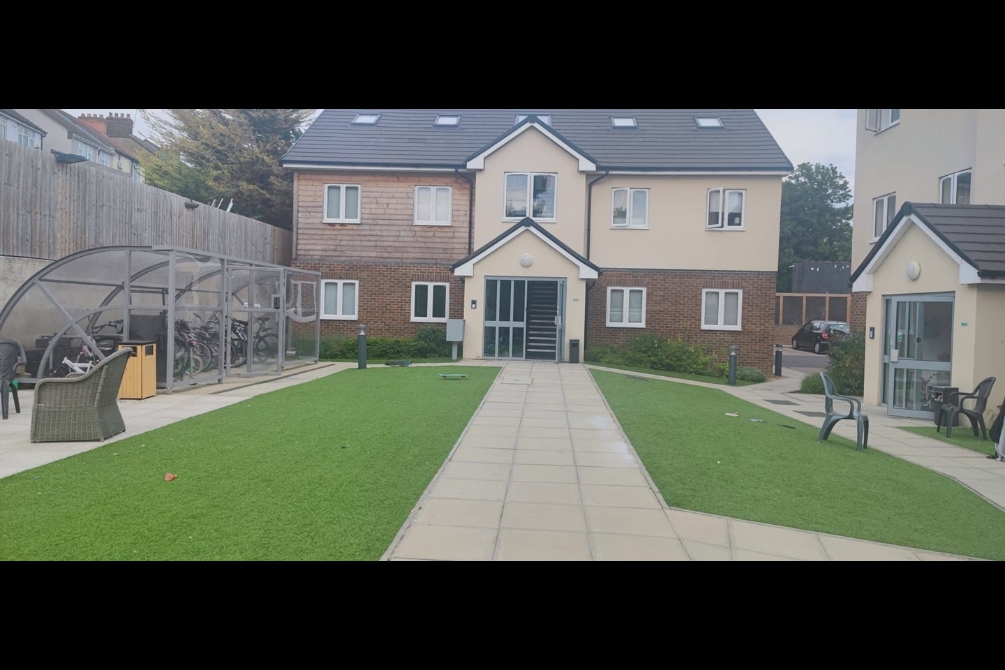 Flat Ridgway Road in Luton