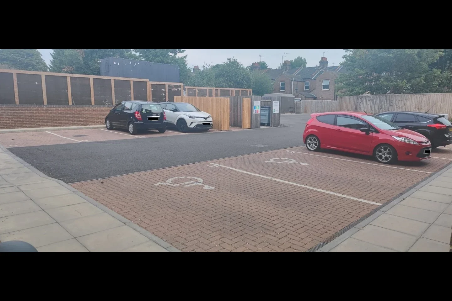 Flat Ridgway Road in Luton