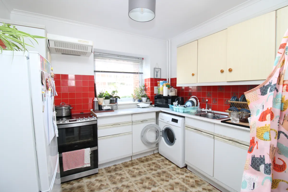 Flat Wilbury Road in Hove