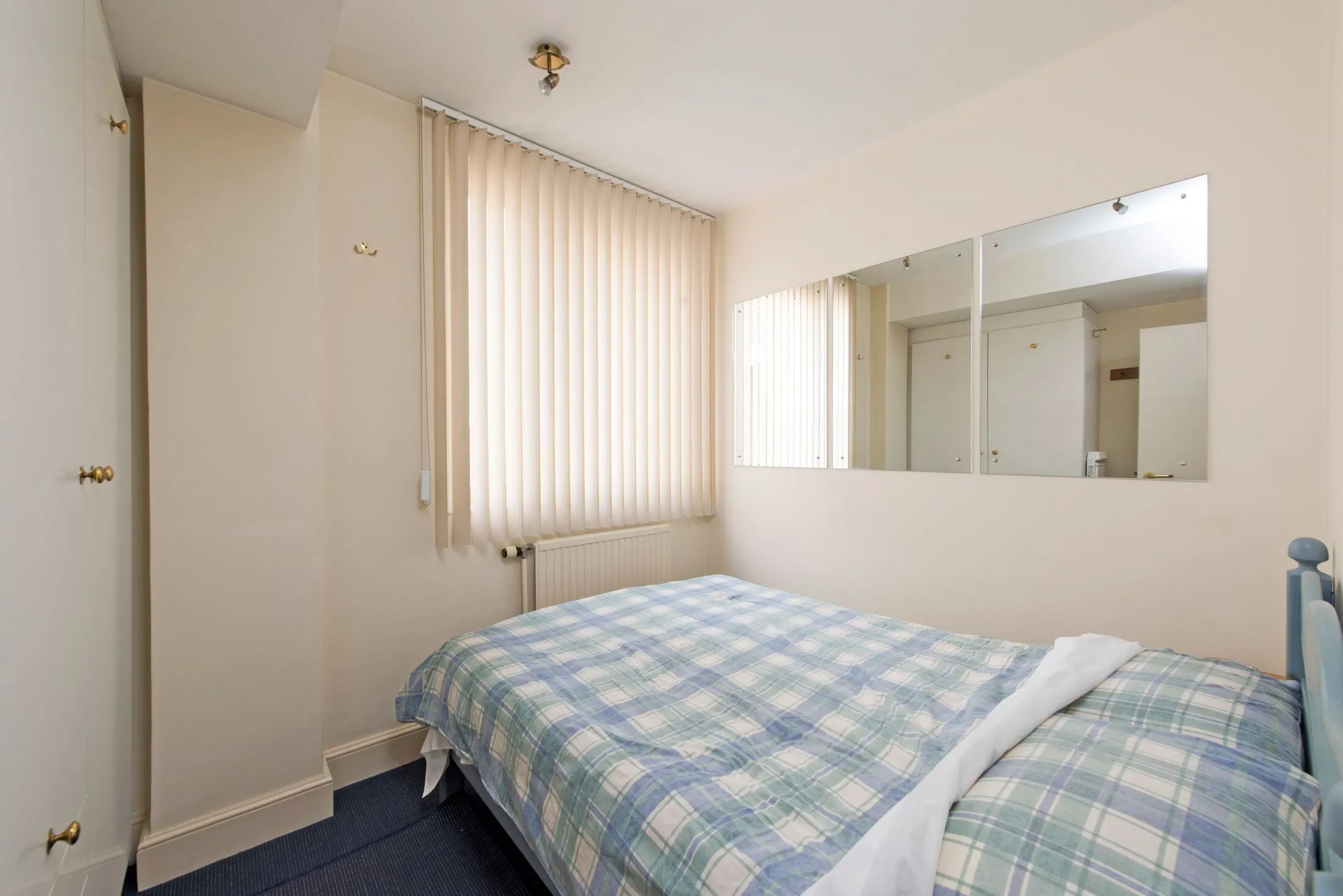 Flat Elystan Street in Greater London
