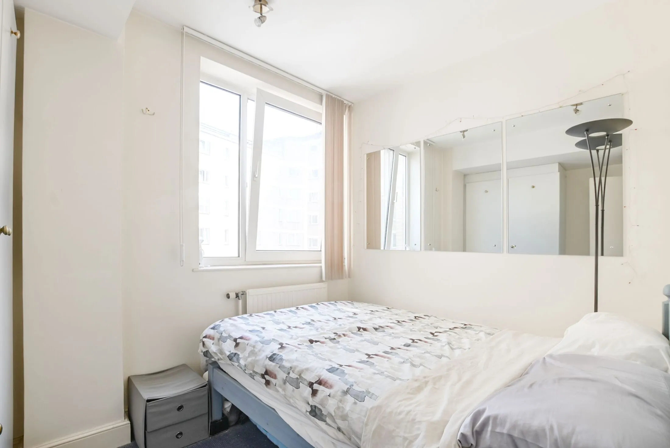 Flat Elystan Street in Greater London