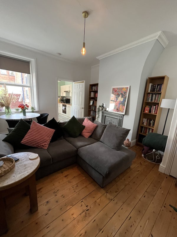 Room Eastbourne Avenue in Gateshead