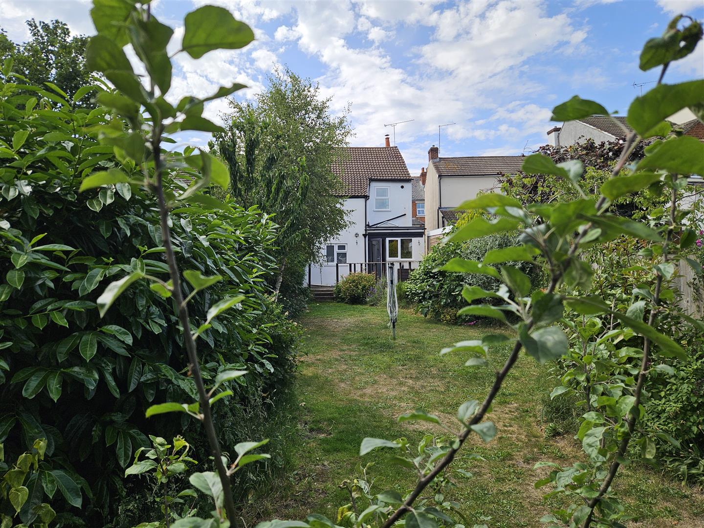 House Waterloo Road in Rushmoor