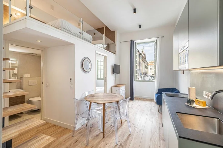 Appartement Place Garibaldi à Nice