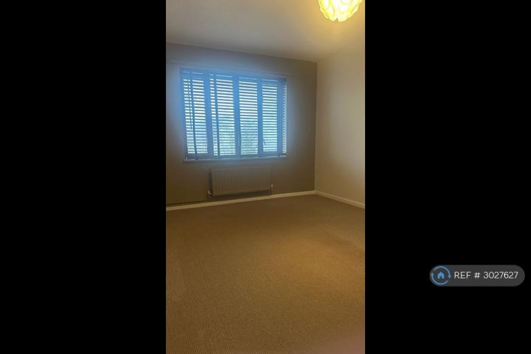 Flat Minworth Close in Redditch