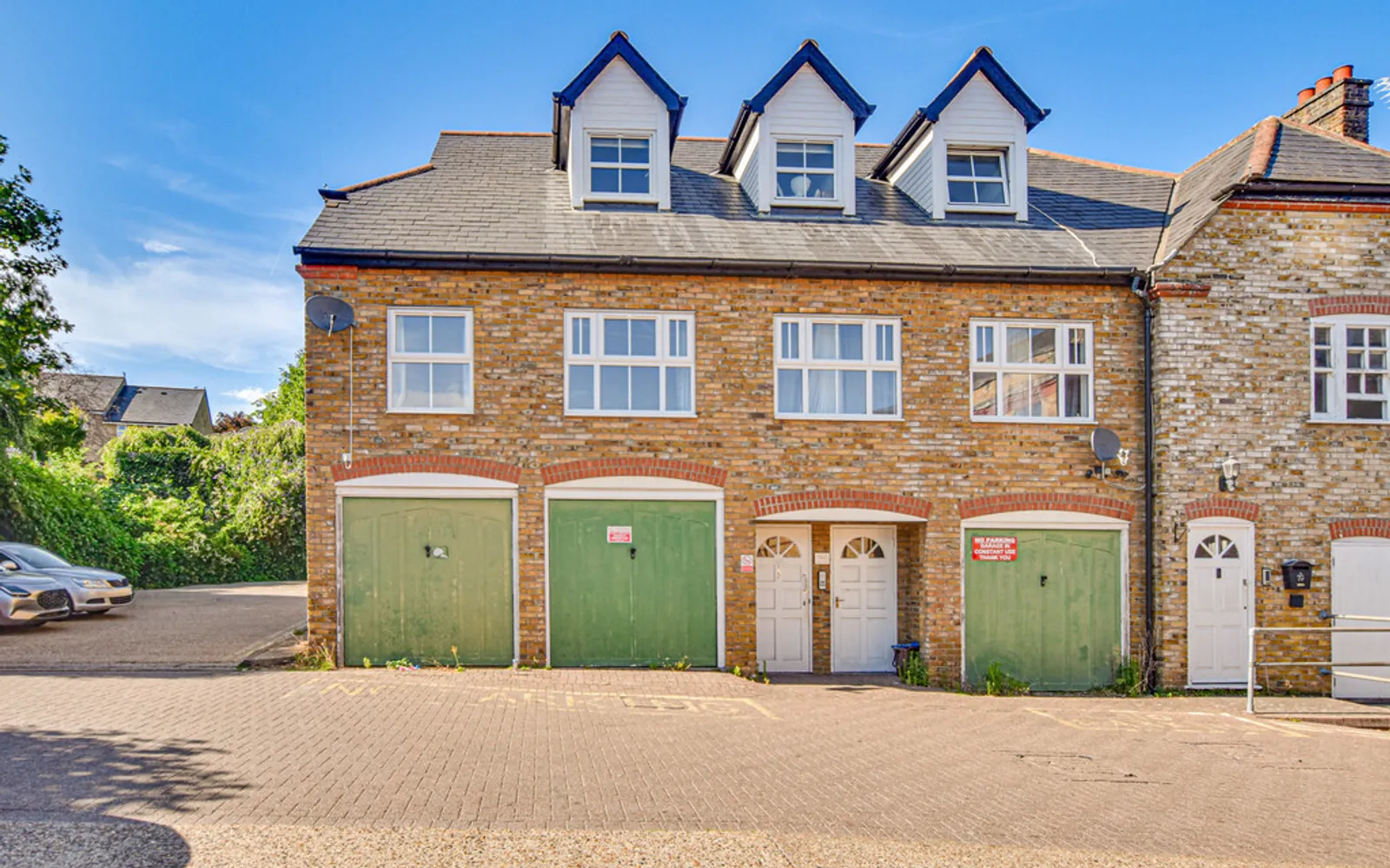 Flat Nails Lane in East Hertfordshire