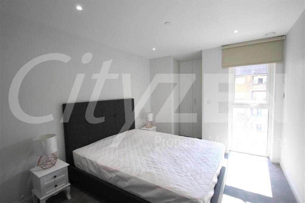 Flat Newnton Close in Greater London