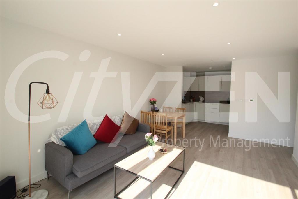 Flat Newnton Close in Greater London